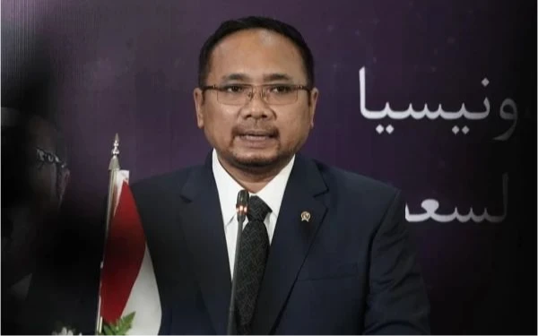 Thumbnail Berita - KPK Tahan Eks Menag RI Yaqut Cholil Qoumas Terkait Kasus Dugaan Korupsi Haji 2023-2024