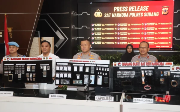Thumbnail Berita - Ungkap 26 Kasus Narkoba dalam 3 Bulan, Polres Subang Amankan 31 Tersangka