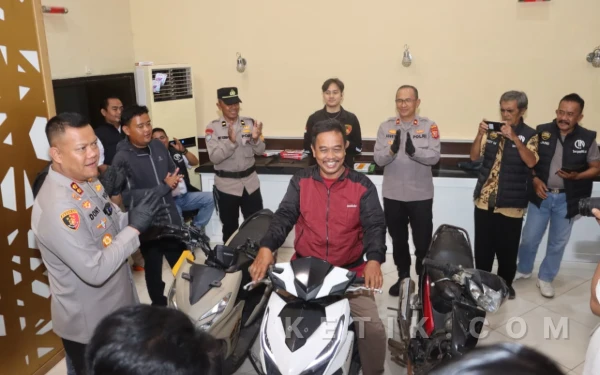 Thumbnail Berita - Bongkar Jaringan Curanmor, Polres Subang Cokok 9 Pelaku dan Sita 21 Unit Sepeda Motor