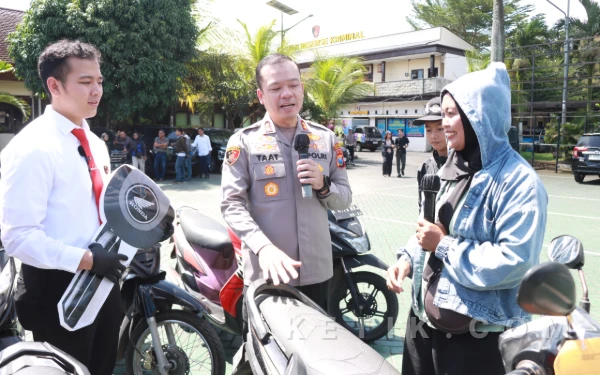 Thumbnail ‎Bahagia Tak Terhingga! Motor Korban Curanmor di Kabupaten Malang Dikembalikan Polisi Tanpa Biaya