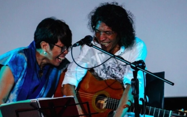 Thumbnail Sukses dengan Na Willa, Reda Gaudiamo Juga Dikenal Lewat Musikalisasi Puisi, Ini Playlistnya!