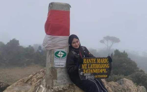 Thumbnail Berita - 5 Gunung Paling Ekstrem di Indonesia yang Tidak Cocok untuk Pendaki Pemula