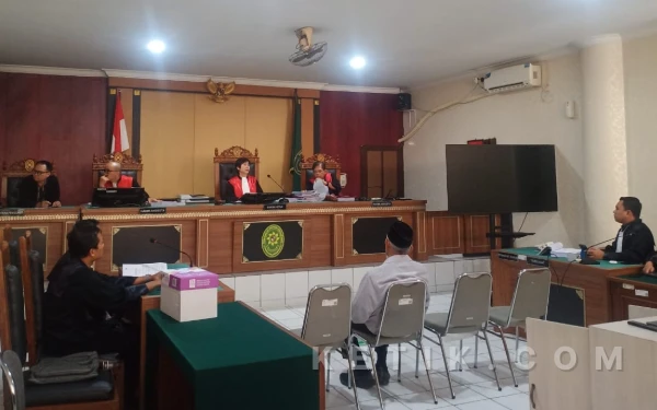 Thumbnail Berita - Eks Bupati Sleman Sri Purnomo Dituntut 8,5 Tahun Penjara dalam Perkara Korupsi Dana Hibah Pariwisata