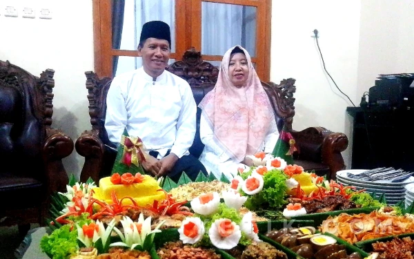 Thumbnail Berita - Hangat dan Khidmat, Wakil Bupati Tulungagung Gelar Tasyakuran Hari Jadi ke-55 di Pendopo Tamanan