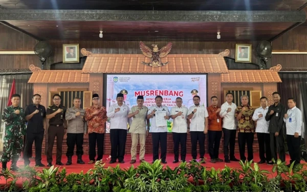 Thumbnail Berita - Pertanian Jadi Pilar Ekonomi Nganjuk, Bappeda Jatim Dorong Penguatan Sektor Agraris