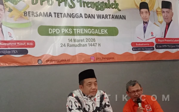 Thumbnail Berita - Tampil Beda! PKS Trenggalek Ajak Awak Media Diskusi Semarakkan Ramadan
