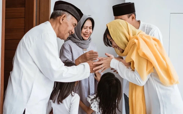 Thumbnail Berita - Tips Jaga Kesehatan Tubuh di Tengah Kemeriahan Lebaran