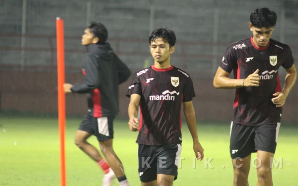Thumbnail Profil Ichsas Baihaqi, Pemain Muda Persebaya Siap Tunjukkan Kemampuan di Timnas Indonesia U-20