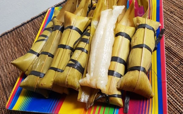 Thumbnail Berita - Makna Dibalik Lepet, Jajanan Tradisional yang Hadir Tujuh Hari Setelah Idul Fitri