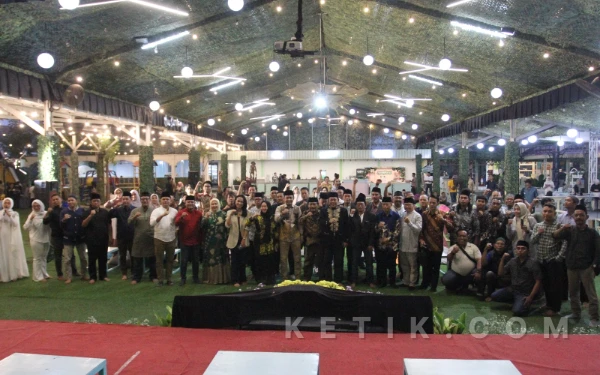 Thumbnail Berita - DPRD Bojonegoro Gelar Silaturahmi Ramadan dan Buka Puasa Bersama Insan Pers