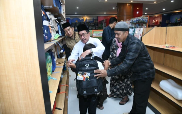 Thumbnail Berita - KJS Gelar Belanja Bersama Anak Yatim, Usung Semangat Ramadan Berbagi