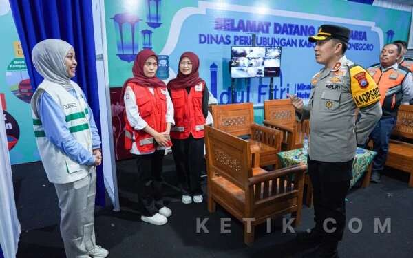 Thumbnail Berita - PMI Bojonegoro Siagakan Puluhan Personel di Rest Area UPT PKB Selama Masa Angkutan Lebaran 2026
