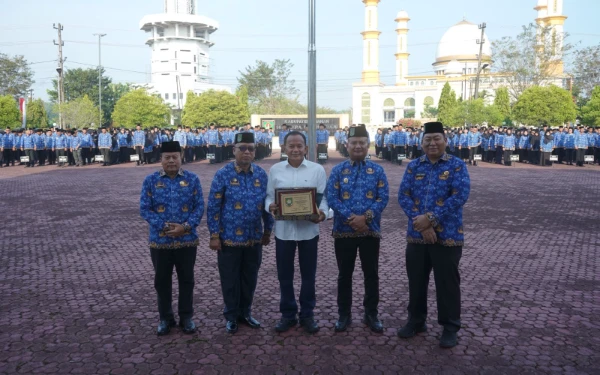 Thumbnail Berita - HKN 2026! Wabup Rianto Ingatkan Kedisiplinan dan Etos Kerja ASN Demi Layani Warga Asahan