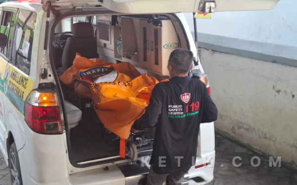 Thumbnail Berita - Terungkap! Pria Tewas di Tebel Jombang Diduga Korban Tabrak Lari, Ada Bekas Ban di Kepala