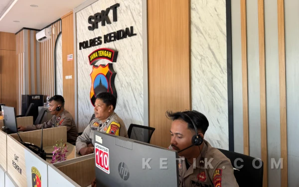 Thumbnail Berita - Tak Perlu Panik Saat Mudik, Call Center 110 Polres Kendal Siap Berikan Pelayanan Terbaik 24 Jam