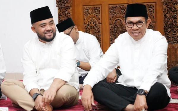 Thumbnail Berita - Warga Kota Batu Merapat, Ini Jadwal Salat Id dan Open House Cak Nur-Mas Heli