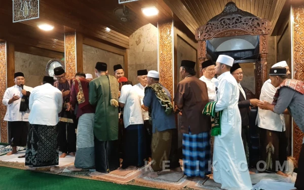 Thumbnail Bupati Malang dan Wabup Salat Idulfitri di Kepanjen, Tekankan Syukur dan Kepedulian Sosial