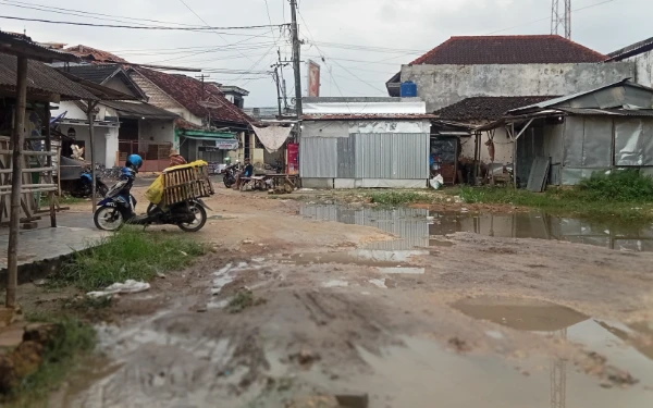 Thumbnail Berita - Sehari Usai Lebaran, Pasar Lenteng Sumenep Sepi Pengunjung