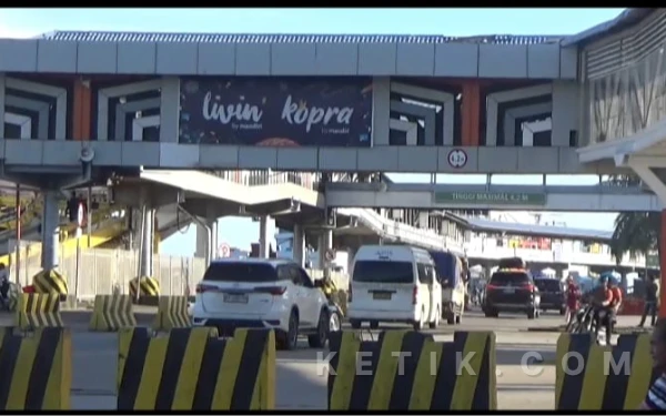 Thumbnail Berita - Mudik 2026, Jumlah Penumpang yang Menyeberang di Pelabuhan Bakauheni Capai 898.864 Orang