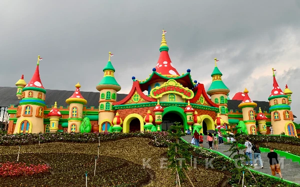 Thumbnail Berita - Wisata Kota Batu Lebih Seru, Paket Selecta dan Mikutopia Cocok untuk Liburan Keluarga