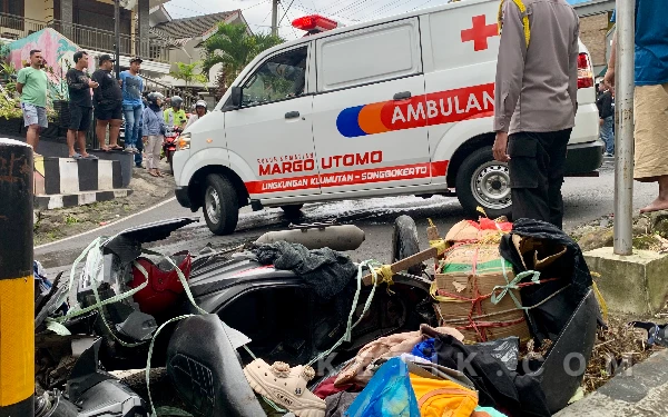 Thumbnail Berita - 1 Meninggal 3 Luka-Luka, Satlantas Polres Batu Beberkan Kronologi Kecelakaan Motor Warga Surabaya di Klemuk