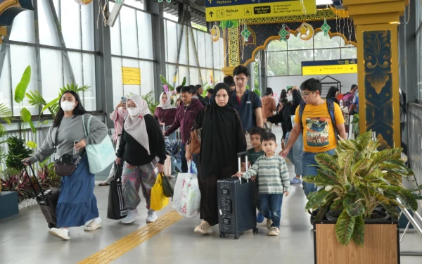 Arus Balik Masih Tinggi, 125 Ribu Penumpang Padati Stasiun di Malang Raya