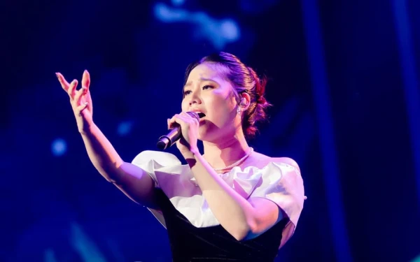 Thumbnail Berita - Arrcely Evina, Alumni SMAK Santa Maria Malang Tembus Top 15 Indonesian Idol XIV