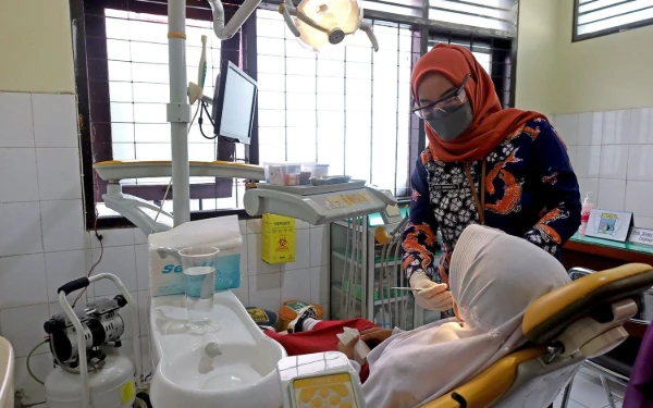 Thumbnail Libur Lebaran Usai, Wali Kota Eri Cahyadi Pastikan Layanan Publik Pemkot Surabaya Kembali 100 Persen