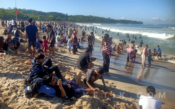 Thumbnail Berita - Kunjungan Wisata Lebak Tembus 131.697 Orang Saat Libur Lebaran 2026