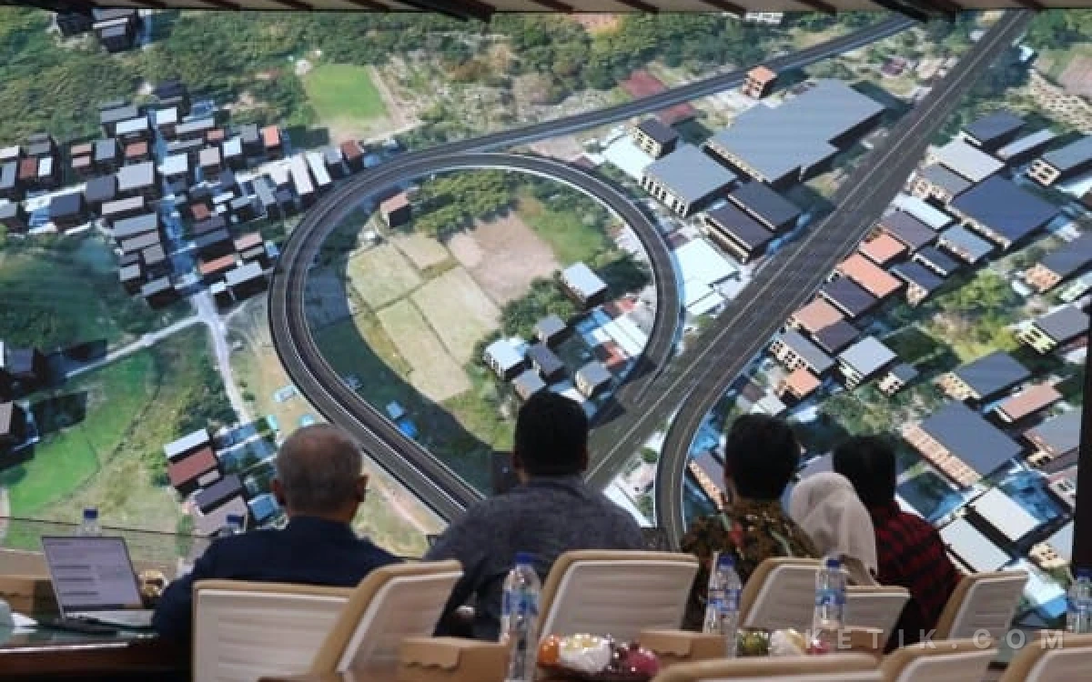 Thumbnail Berita - Pemkab Bojonegoro Targetkan Proyek JLS Mulai 2027, Atasi Kemacetan dan Pemerataan Ekonomi