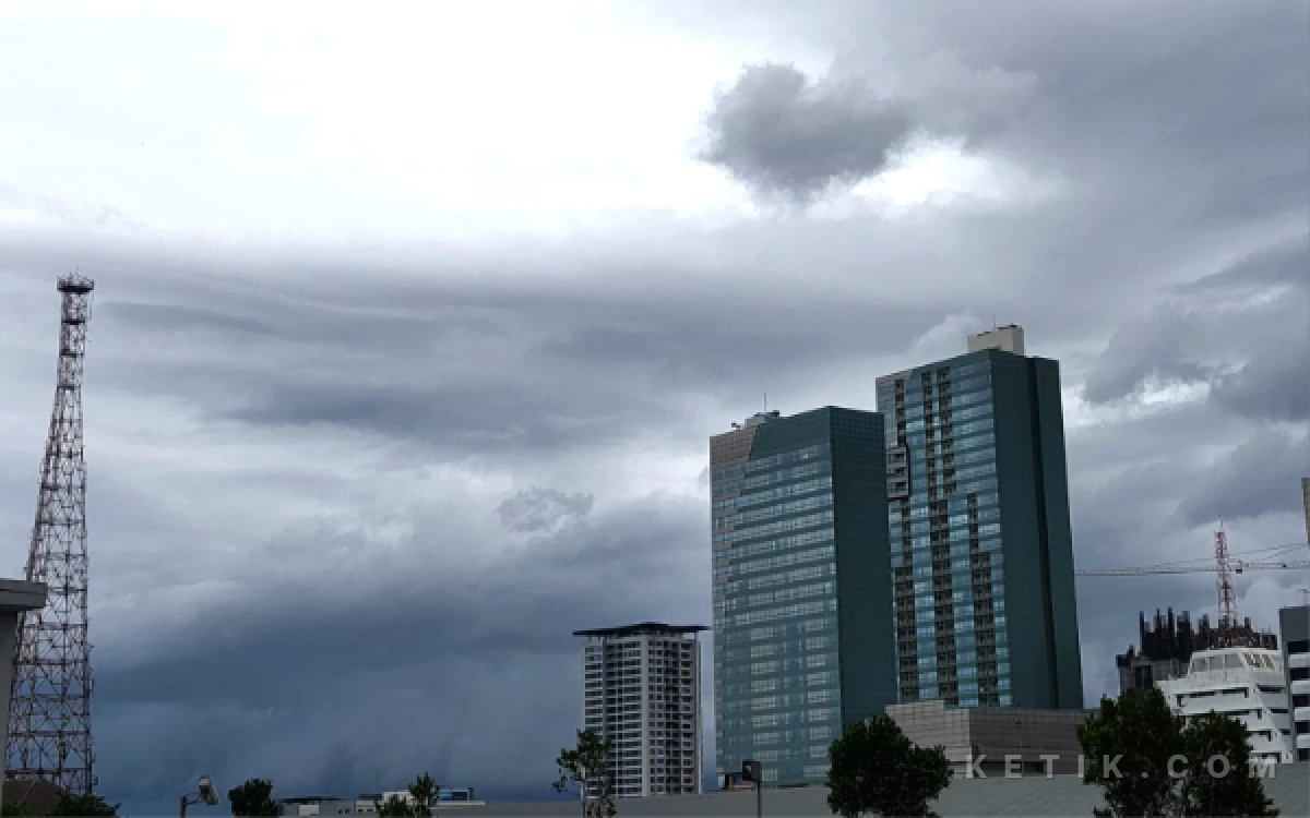 Thumbnail Berita - Kota Surabaya dan Sumenep Diprediksi Berawan Hari Ini! Cek Daerahmu Sekarang