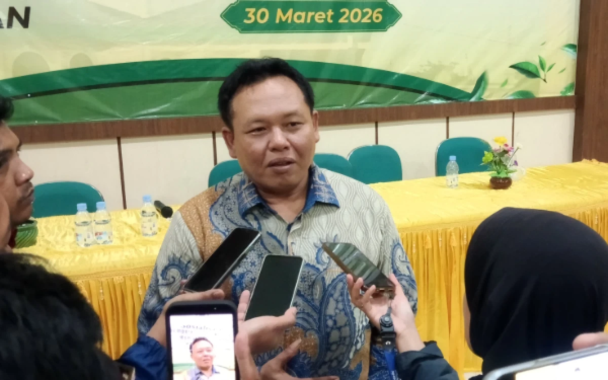 Thumbnail Berita - Dukung PP TUNAS, Cak Hadi Tekankan Pentingnya Orang Tua Batasi Gadget Anak