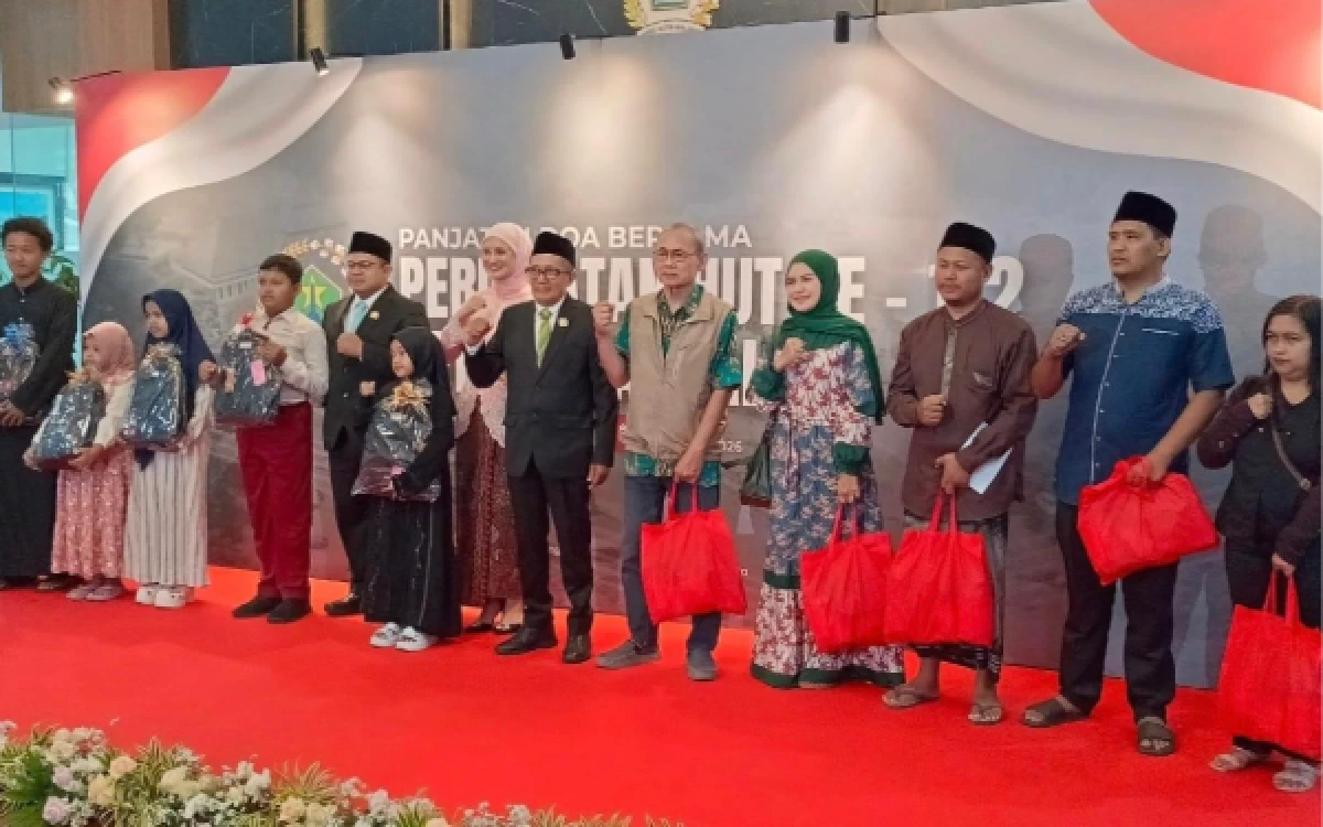 Thumbnail Berita - HUT ke-112 DPRD Kota Malang: Santuni 112 Anak Yatim dan Momentum Refleksi Kinerja