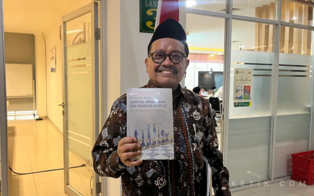 Thumbnail Berita - Serukan Perdamaian Dunia, Direktur Pascasarjana Unisma: Perang Global Hantam Pangan hingga Ekonomi