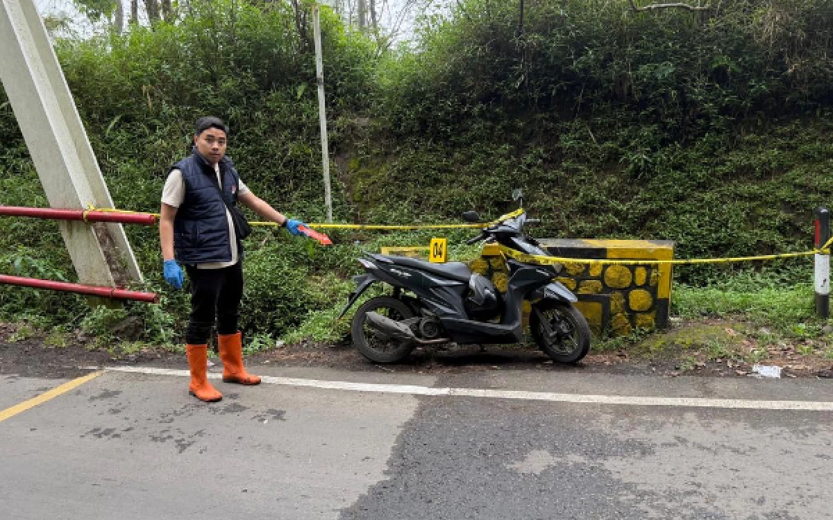 Thumbnail Berita - Polres Batu Beberkan Kronologi Penemuan Pemuda Tewas di Jembatan Kembar Cangar