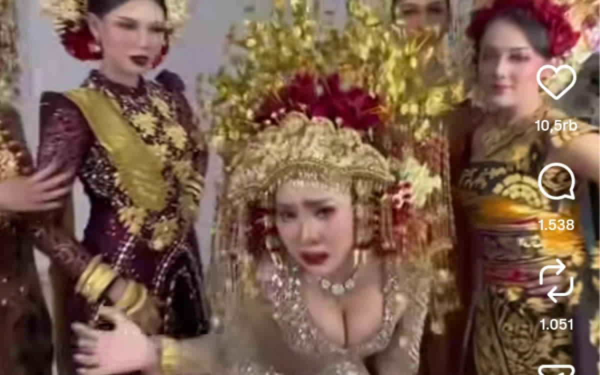 Thumbnail Berita - Dinilai Lecehkan Pakem Aesan Paksangko, MUA Surabaya Disomasi Warga Palembang: Minta Maaf atau Jalur Hukum!