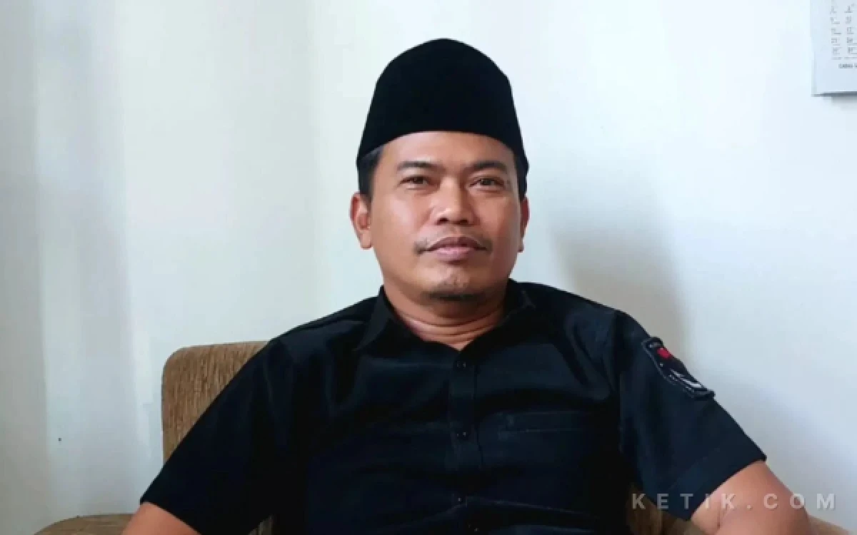 Thumbnail Berita - Diduga Gunakan Mobil Dinas saat Lebaran, Ini Profil dan Harta Kekayaan Komisioner KPU Sampang Suhariyanto