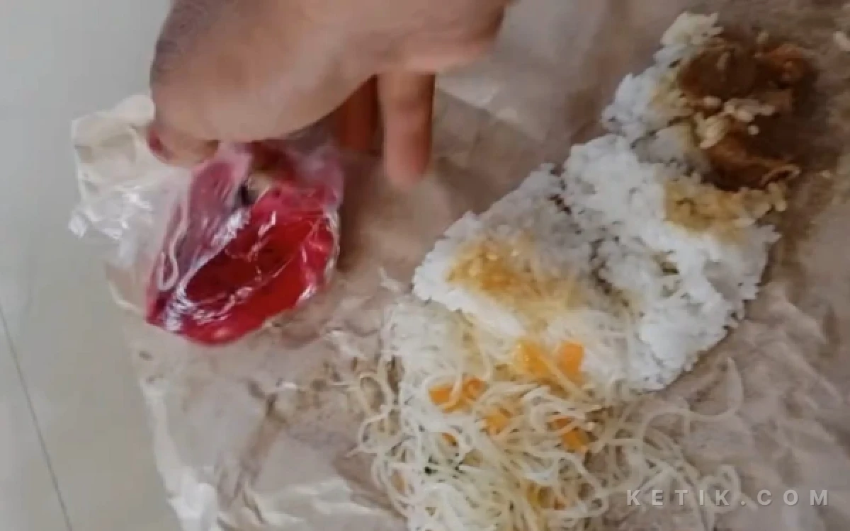 Thumbnail Berita - Dugaan Menu MBG Tak Layak di Sreseh Sampang, Ini Klarifikasi Ketua Yayasan Barisan Garuda Muda