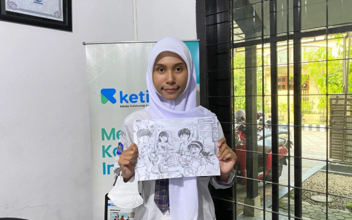 Thumbnail Berita - Lolos SNBP, Siswi SMKN 1 Surabaya Bagikan Strategi Tembus Jurusan Desain Interior