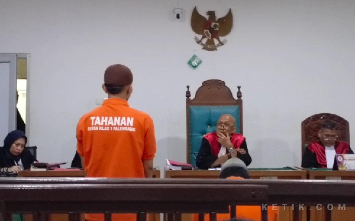 Thumbnail Berita - Dua Terdakwa Pengedar 511 Gram Sabu di Palembang Divonis 10 Tahun Penjara