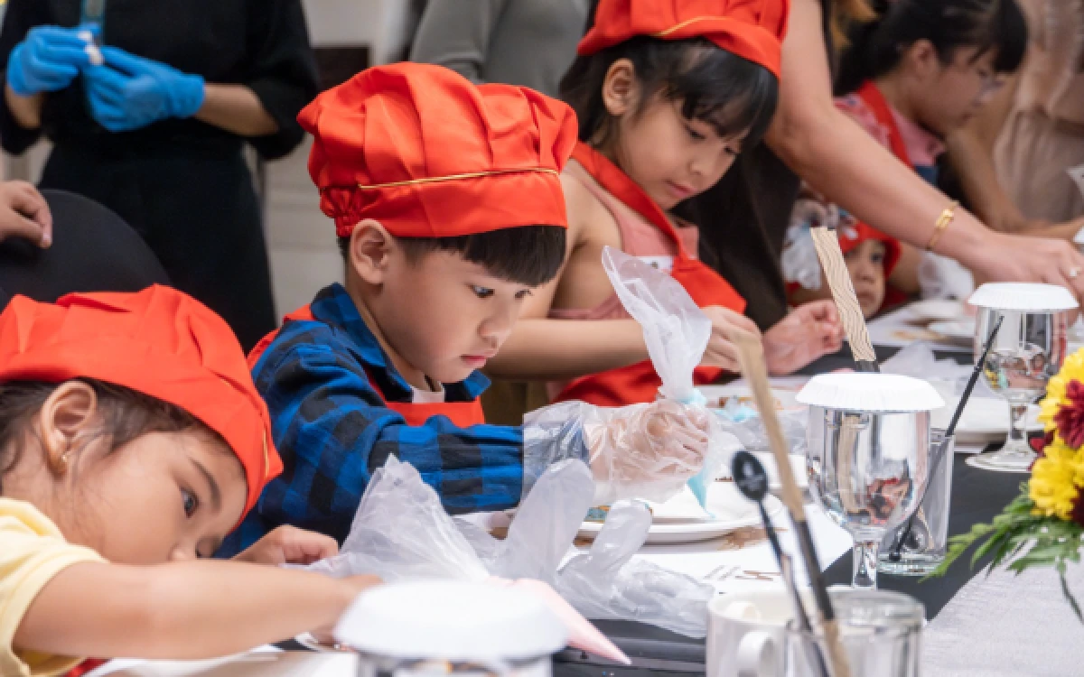 Thumbnail Berita - Serunya Menghias Kue Berbentuk Kelinci, Jadi Ajang Asa Kreativitas Anak