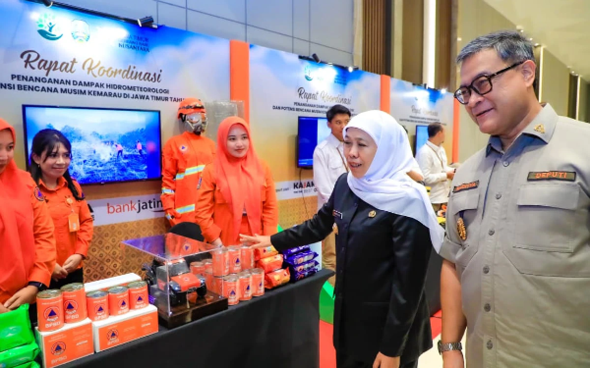 Thumbnail Berita - BNPB Apresiasi Gubernur Khofifah! Jatim Miiliki Rencana Penanganan dan Renas PB, Diharapkan Jadi Contoh Daerah Lain