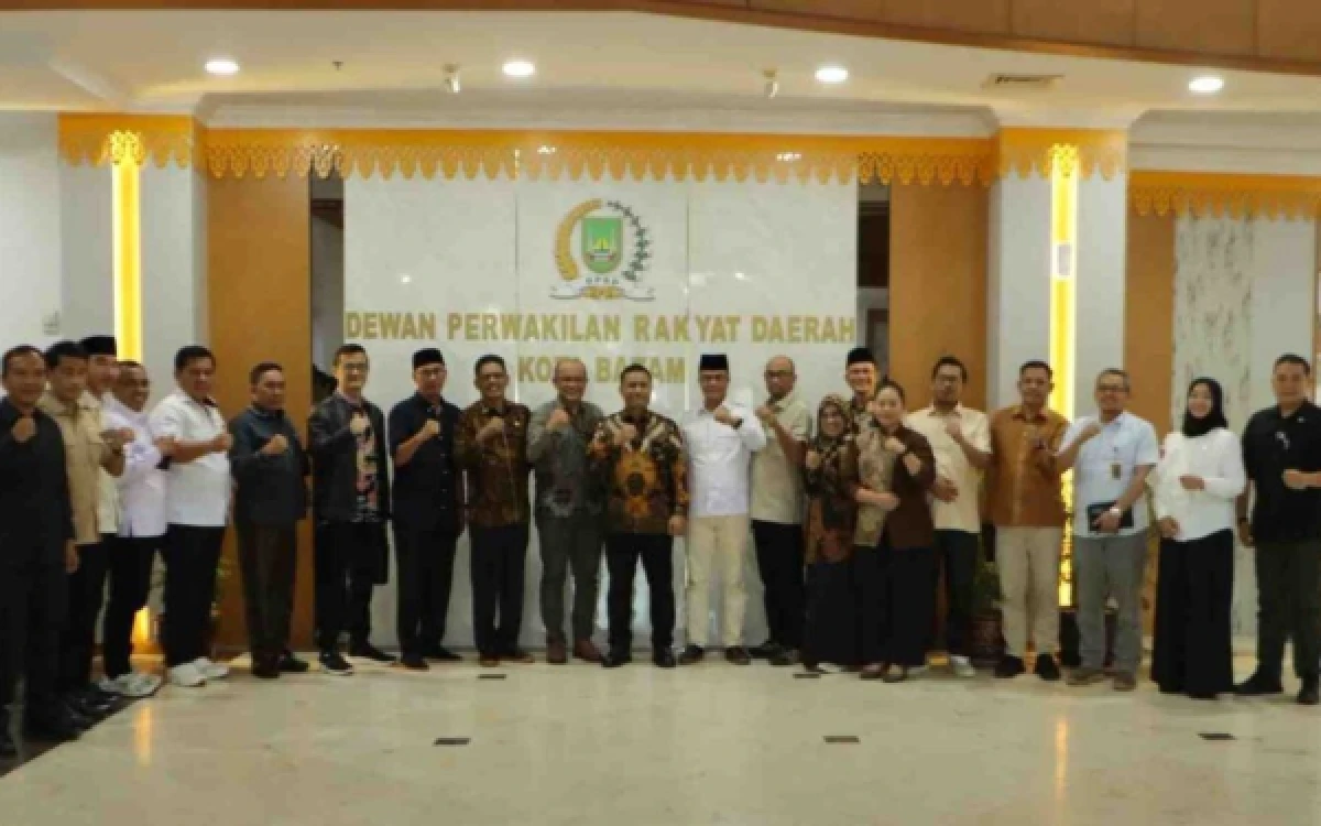 Thumbnail Berita - KPK Sosialisasikan Program Antikorupsi 2026 di DPRD Batam, Tekankan Penguatan Pengawasan