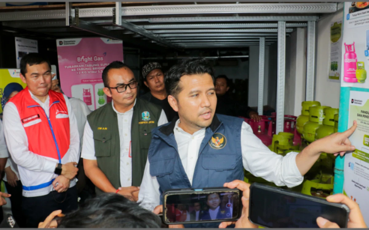 Thumbnail Berita - Pasokan Elpiji 3 Kg Aman, Disperindag Jatim Aktif Awasi Distribusi di Lapangan
