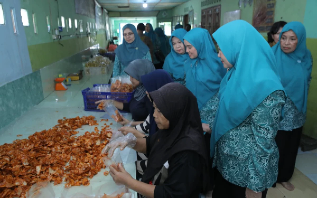 Thumbnail Berita - Tingkatkan UMKM, TP PKK Kabupaten Asahan Gelar Pembinaan di Kelurahan Sentang