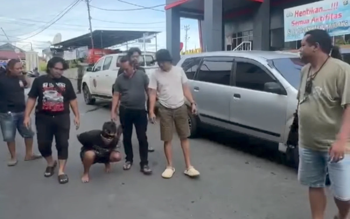 Thumbnail Berita - Pelaku Mutilasi Ibu di Lahat Ditangkap, Habisi Demi Judi Online