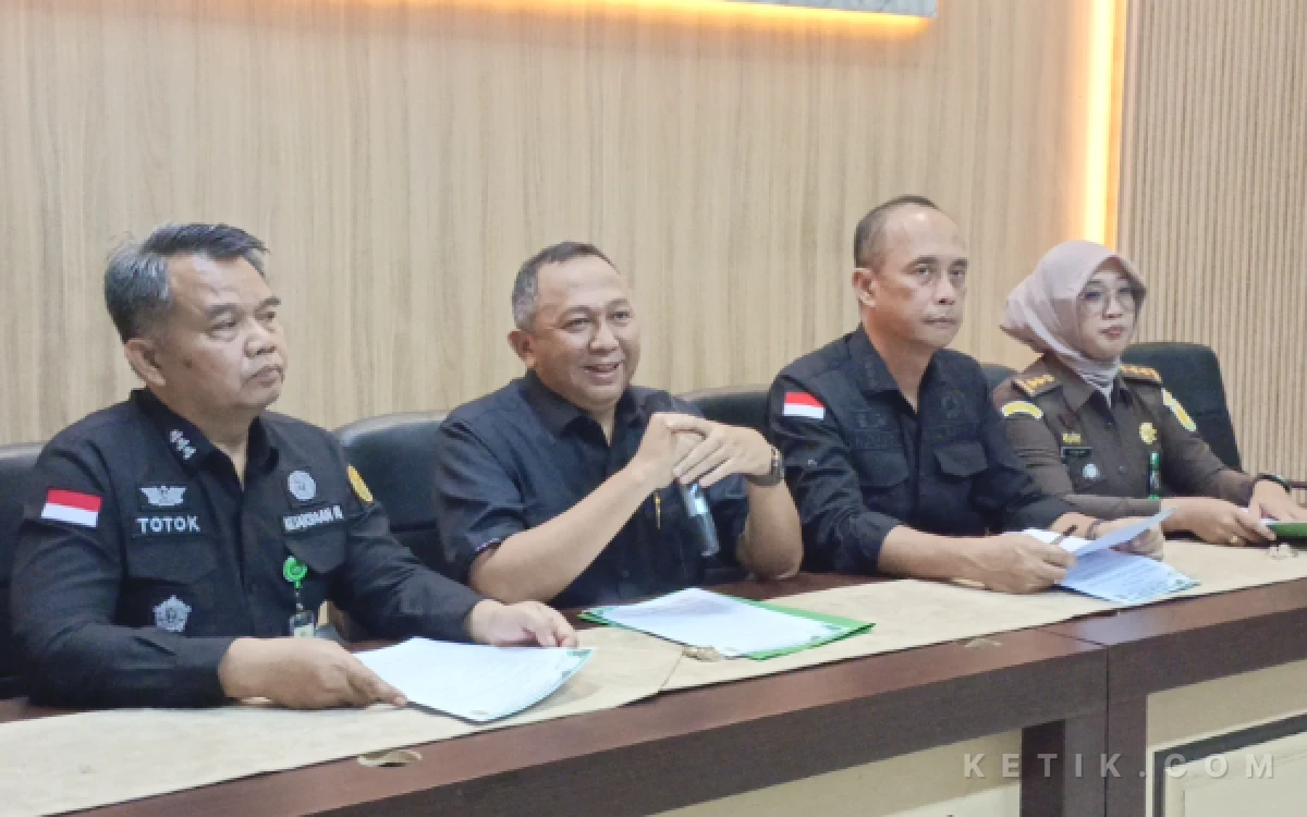 Thumbnail Berita - Kejati Sumsel Bongkar Dugaan Korupsi Jasa Pemanduan Kapal Sungai Musi, Nilai Capai Ratusan Miliar