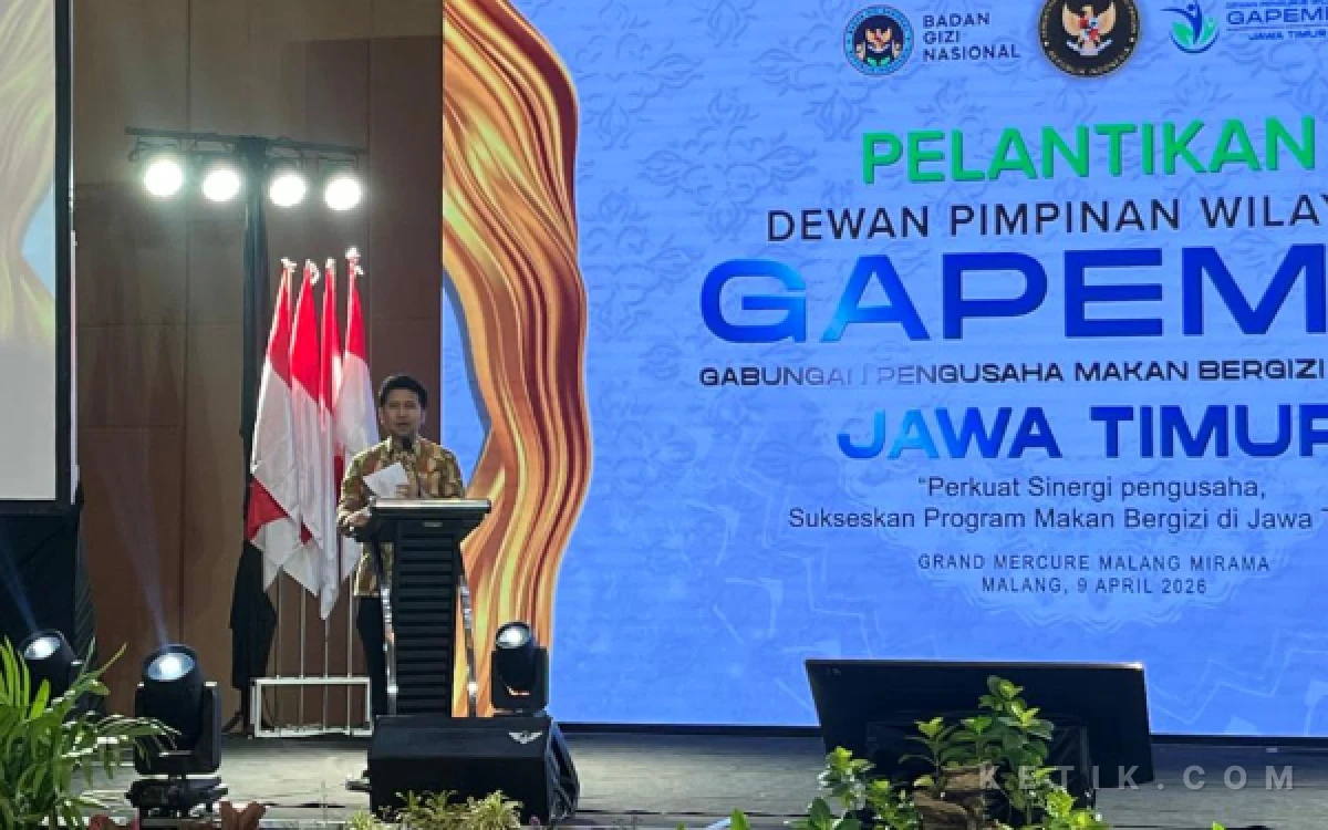 Thumbnail Berita - Jaga Mutu MBG, Wagub Emil Dardak Minta GAPEMBI Jatim Awasi 3.800 Dapur SPPG