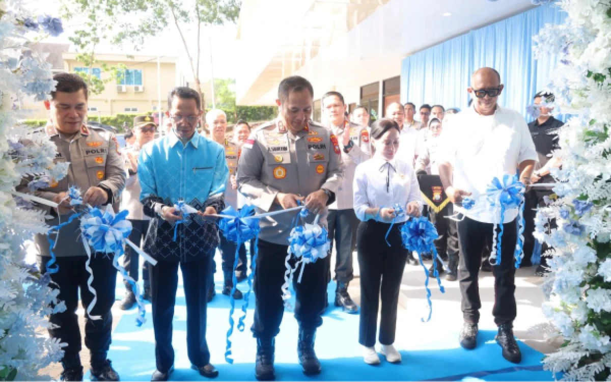 Thumbnail Berita - Kapolda Kepri Resmikan Rusun Hoegeng dan Fitness Gym di Polresta Barelang Batam