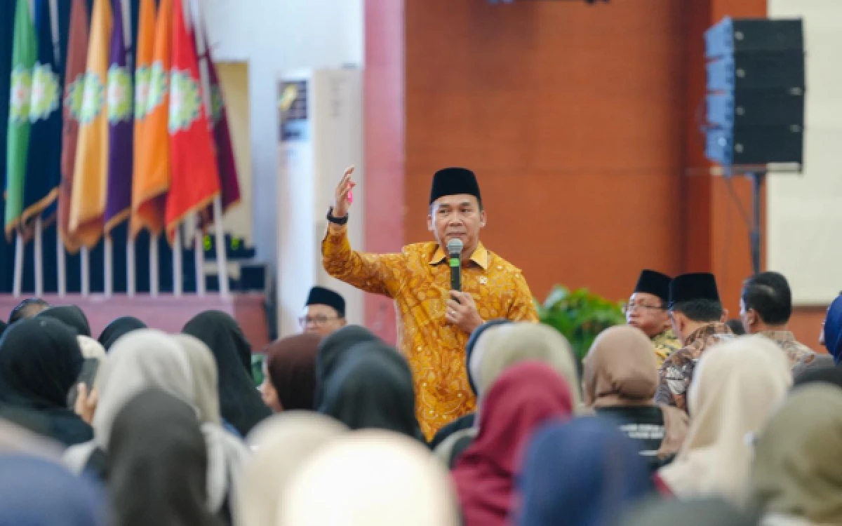 Thumbnail Berita - Mendukbangga Wihaji Tekankan Pentingnya Keluarga dalam Menyiapkan SDM Indonesia Emas 2045